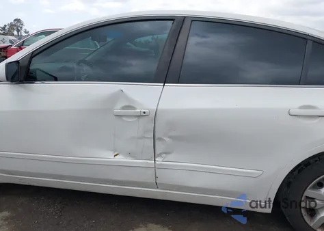 2011 Nissan Altima 2.5 z USA, uszkodzony, nr VIN 1N4AL2AP4BN497519